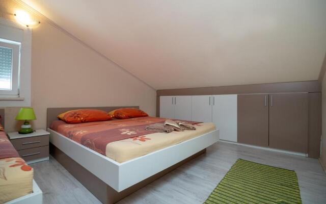 Apartments Villa San
