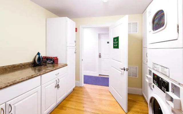 STRB Quarters™ on Broadway