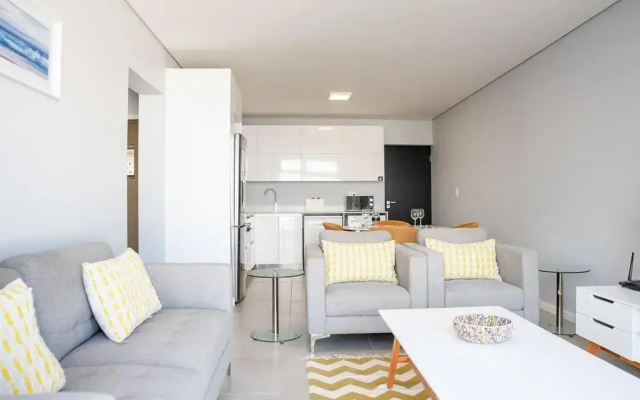 Beachfront 2 bedroom with swimming pool, Blouberg