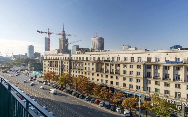 Warsaw Center Apartment