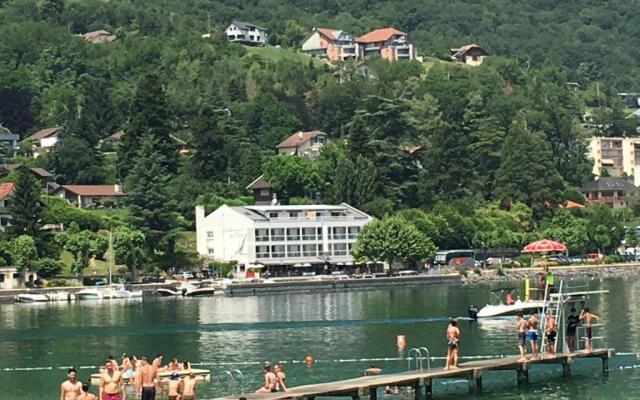 Vue sublime sur le lac du Bourget