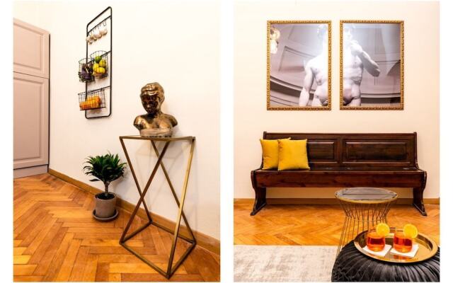 Florentine Palazzo - 4 bedrooms - Historic Center apt