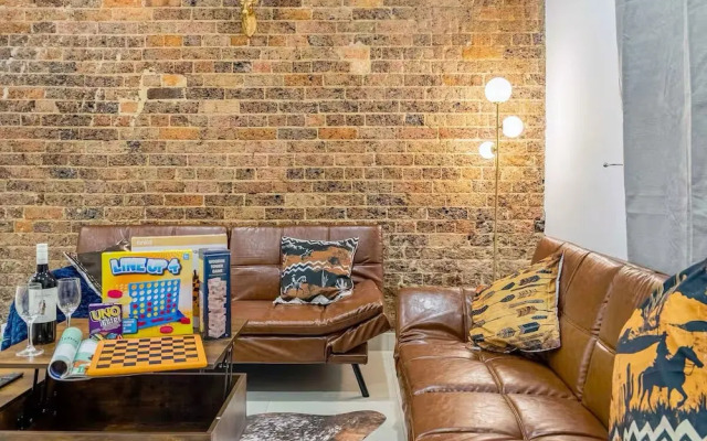 3BR Retro Escape ICC & Darling Harbour