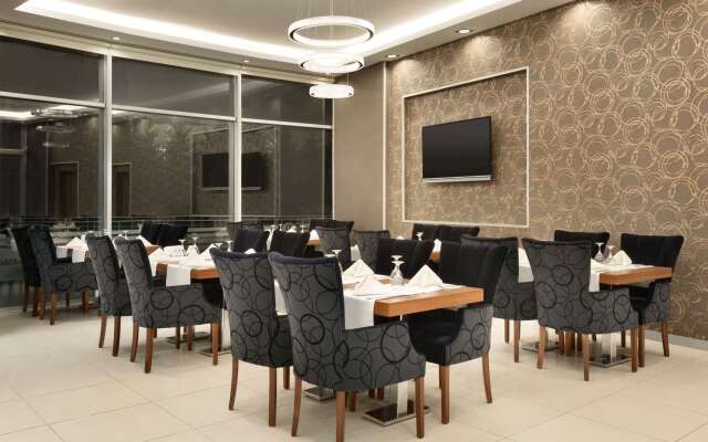 Ramada Hotel & Suites by Wyndham Edirne