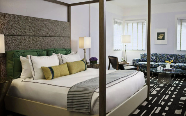 Kimpton Surfcomber Hotel by IHG