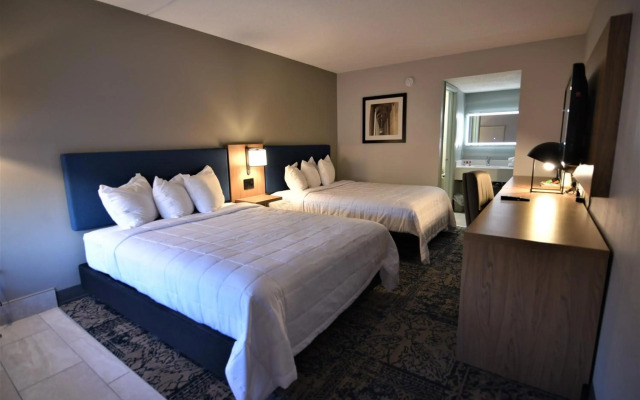 Clinton Inn Hotel & Event Center