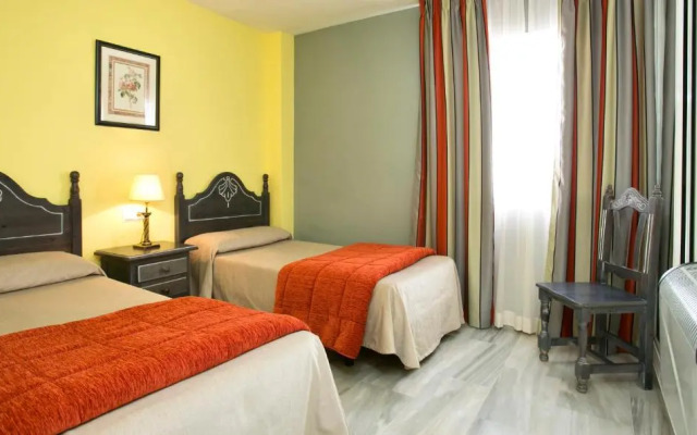 Apartamentos Ona Campanario