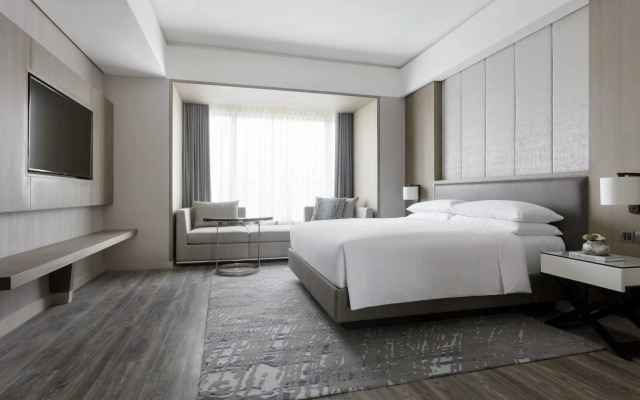 Clark Marriott Hotel