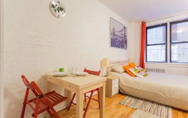 Beautiful Studio Near Central Park