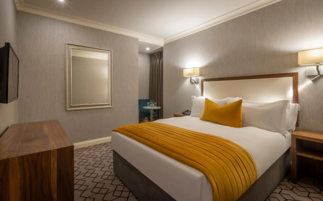 Victoria Hotel