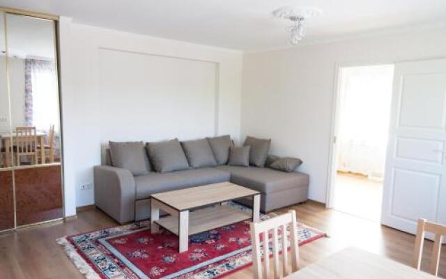 Lastekodu Apartment