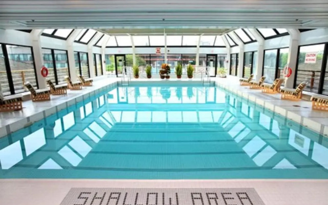 Kingbridge Conference Centre & Hotel