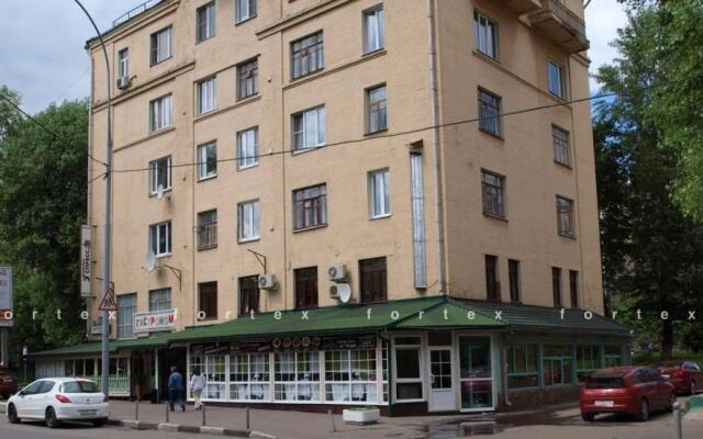 MOKO Apartments on Mantulinskaya Street