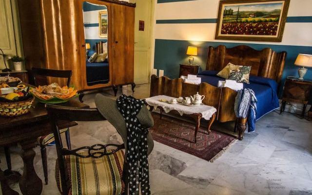 Cavour il Conte Camillo Bed&Breakfast