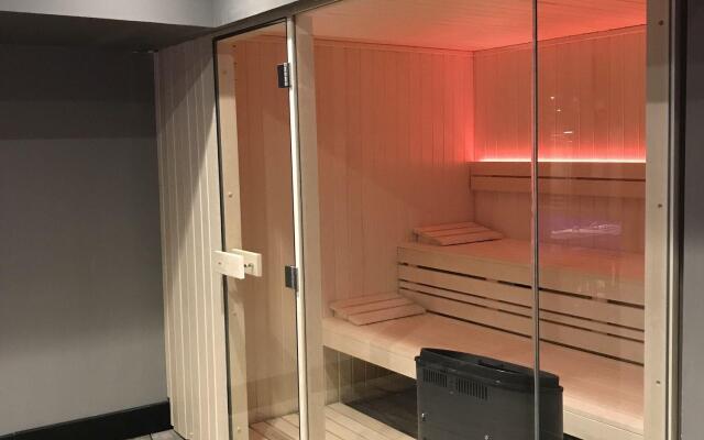 Hotel Le Cinq Hyper Centre Ville