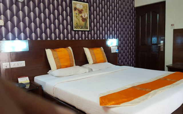 Maple Suites