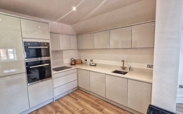 iStay Liverpool 1 Water Street Apartments