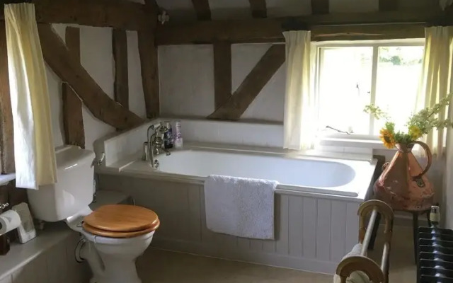 Bumble Cottage B&B