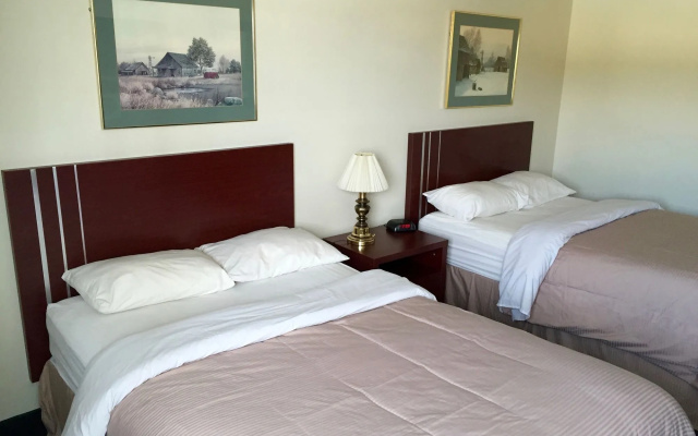Colonial Inn