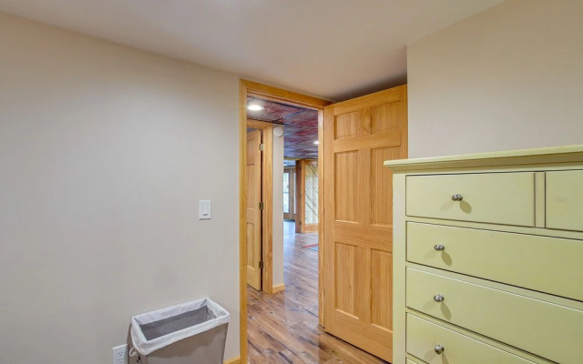 Charming Clintonville Retreat - Relax & Kayak!