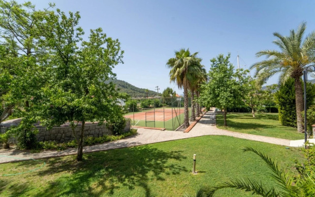 Spectacular House With Balcony Near Beach in Gocek