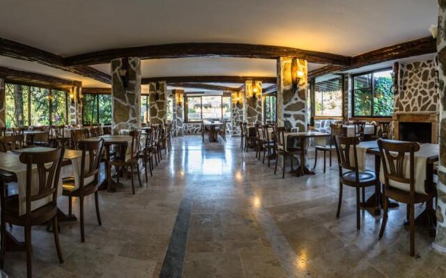 Hotel Pataros