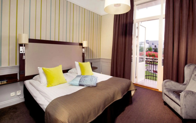 Home Hotel Post