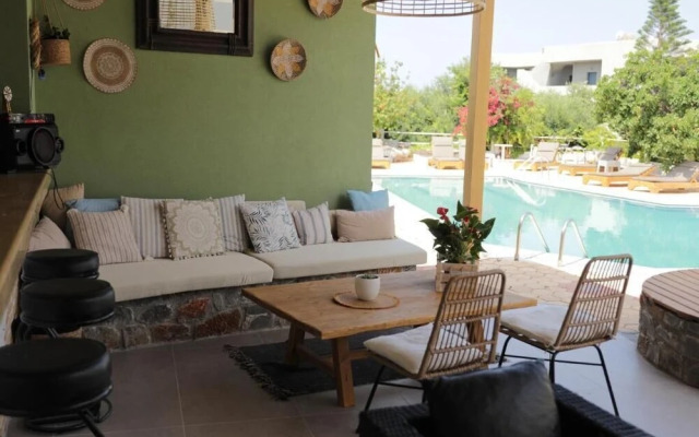 Maria Apartments by Checkin