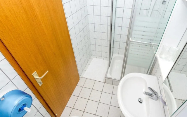 Lanterna Rooms