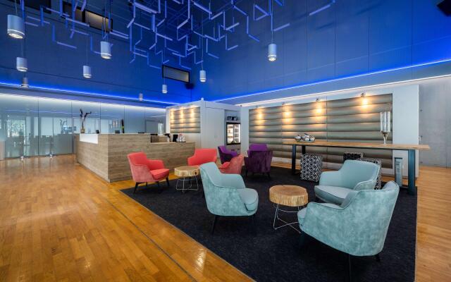 DoubleTree by Hilton Frankfurt Niederrad