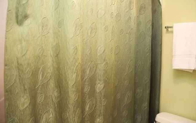 Royal Palms 1001 by RedAwning