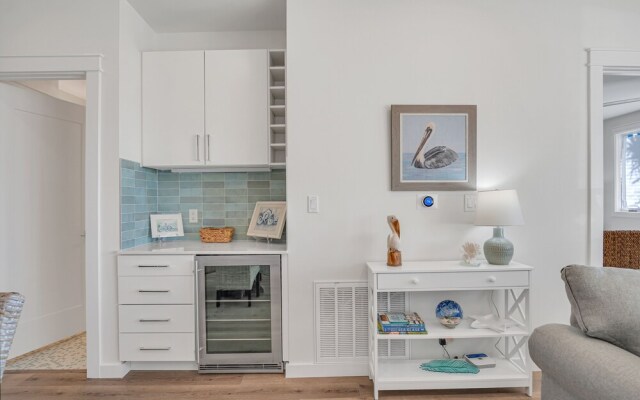 Palm Walk at Sunflower Beach