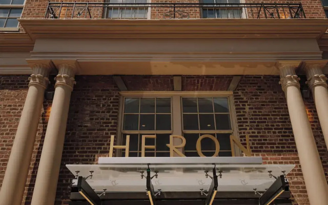 Hotel Heron Old Town Alexandria