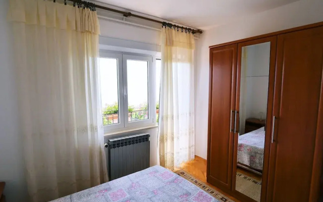 Scenic Retreat Rooms and Family Apartment