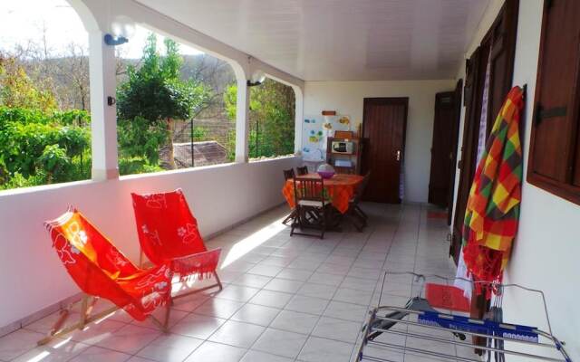 House With 2 Bedrooms in Bouillante, With Wonderful sea View, Enclosed