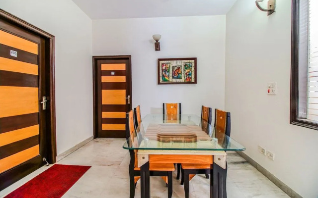 FabHotel Anand Villa