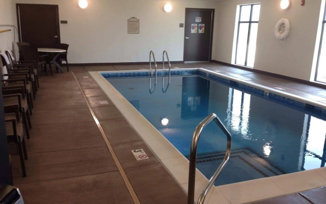 Sleep Inn & Suites O'Fallon MO - Technology Drive