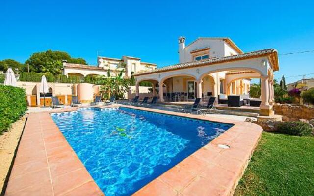 Villa Almendros - Plusholidays