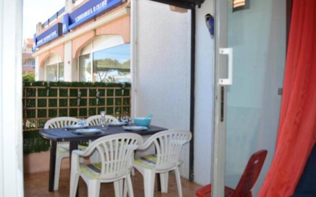 Appartement Saint-Cyprien, 1 pièce, 4 personnes - FR-1-225D-408