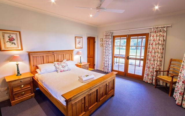 Audrey Wilkinson Vineyard – Guest Rooms – Pokolbin
