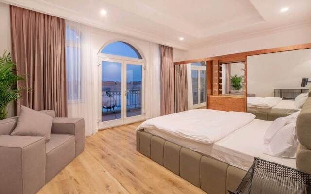 Amazing 5 Bedroom Villa With Private Pool
