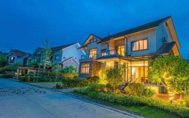 Wuyi Shanshuizhuang Inn