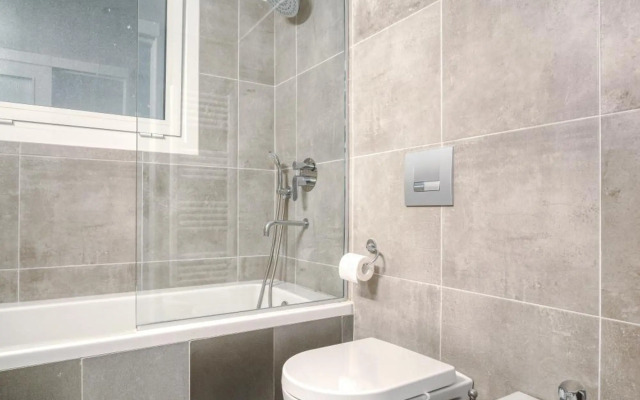 Bright Spacious Luxury Apartment in Prime Central Athens