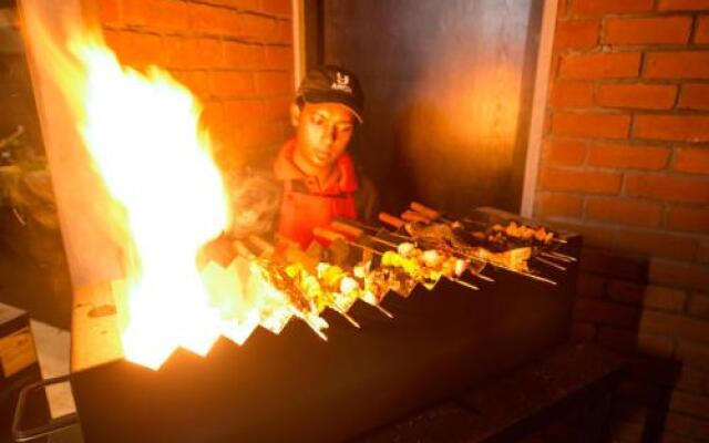 BBQ HUB Ella