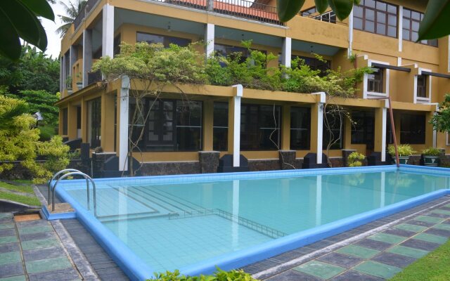 Ocean Dreams Hotel