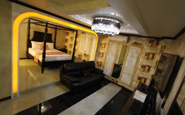 Savoy Hotel