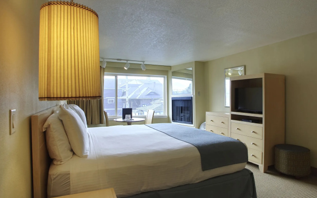Hi-Tide Oceanfront Inn