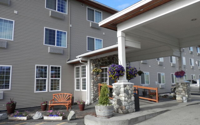 Grand View Inn & Suites