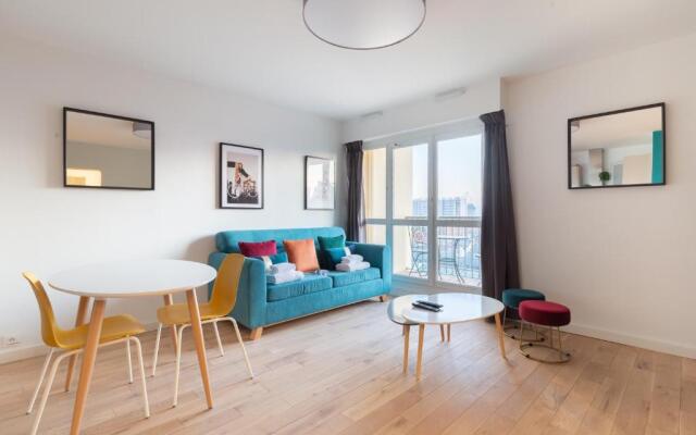 Paris - Porte d'Ivry - Modern and Cosy 2 bedroom apartment
