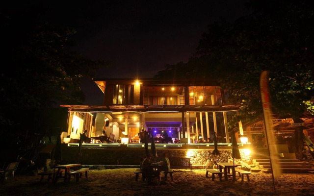 Sichon Cabana Beach Resort